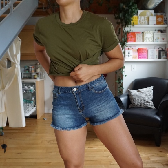 Mid Rise Cut Off Jean Shorts